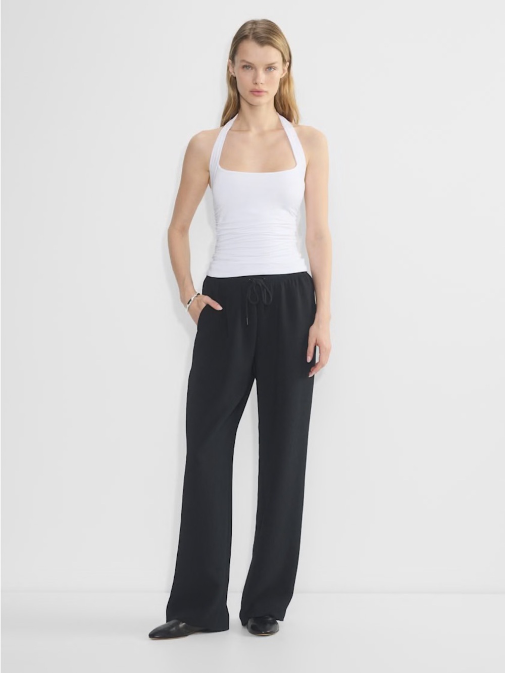 Nwt Aritzia Thesis pants crepette